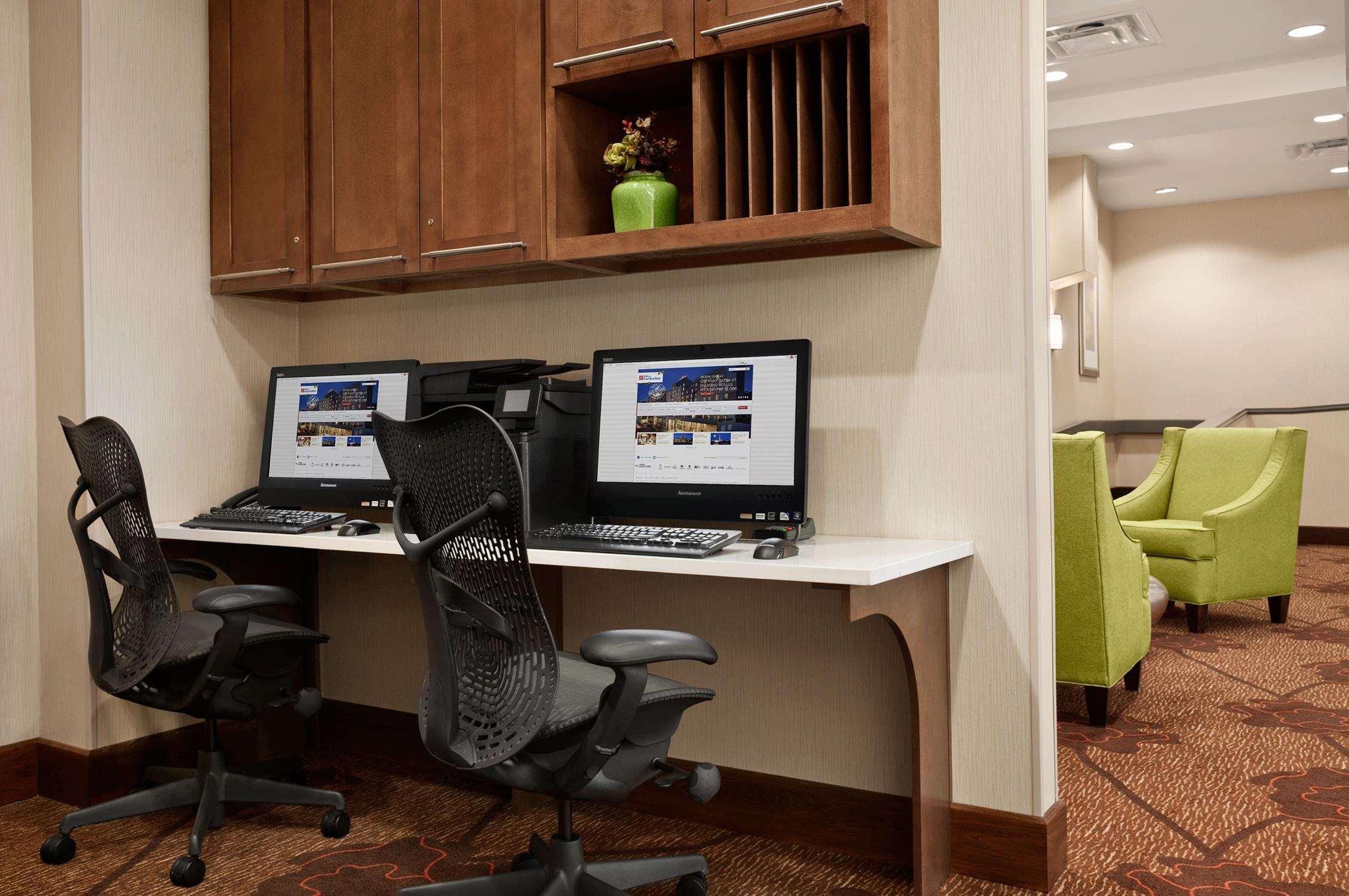 Hilton Garden Inn Rochester/Pittsford Bushnell Basin Екстер'єр фото