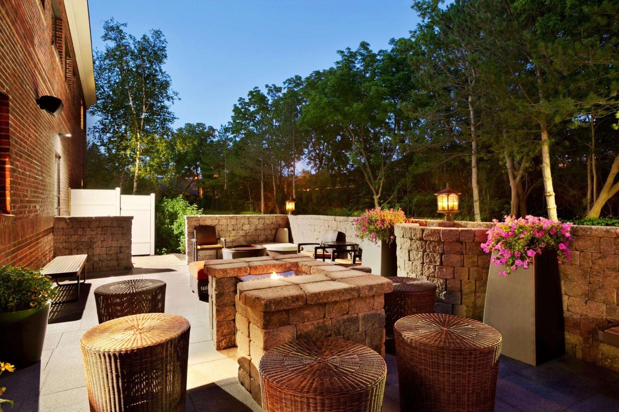Hilton Garden Inn Rochester/Pittsford Bushnell Basin Екстер'єр фото