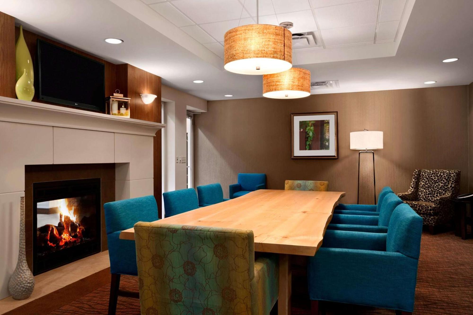 Hilton Garden Inn Rochester/Pittsford Bushnell Basin Екстер'єр фото
