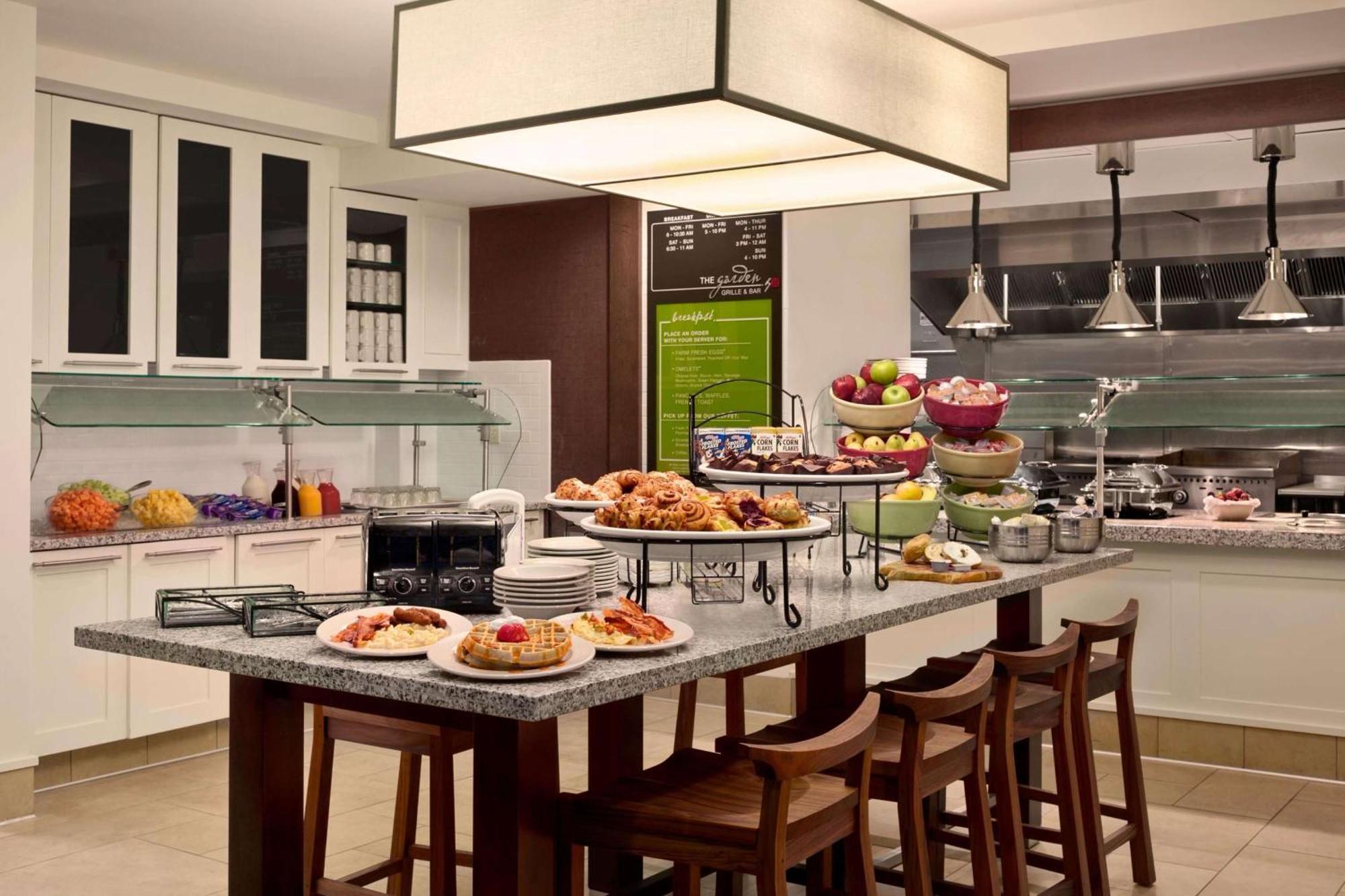 Hilton Garden Inn Rochester/Pittsford Bushnell Basin Екстер'єр фото