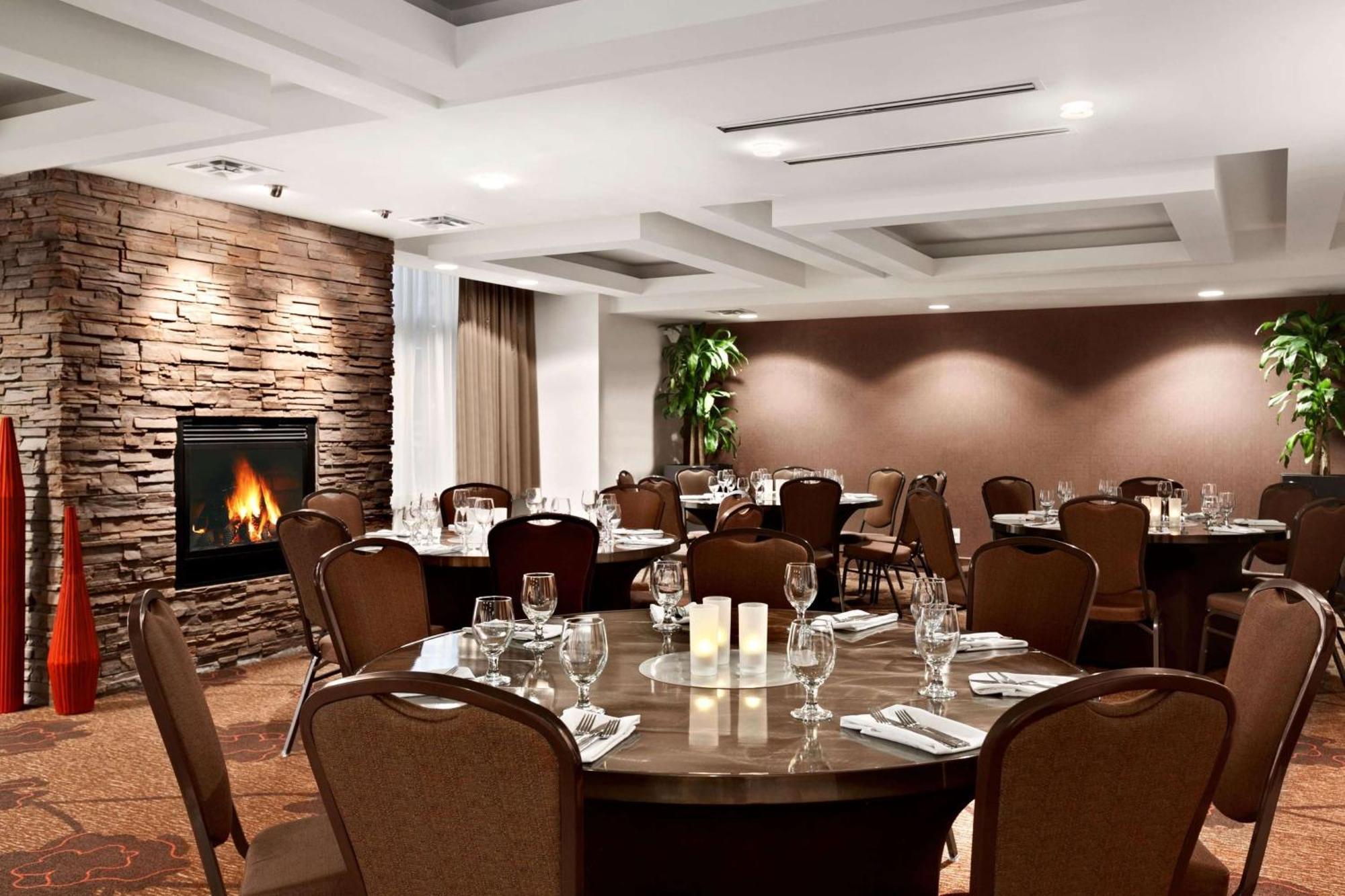Hilton Garden Inn Rochester/Pittsford Bushnell Basin Екстер'єр фото